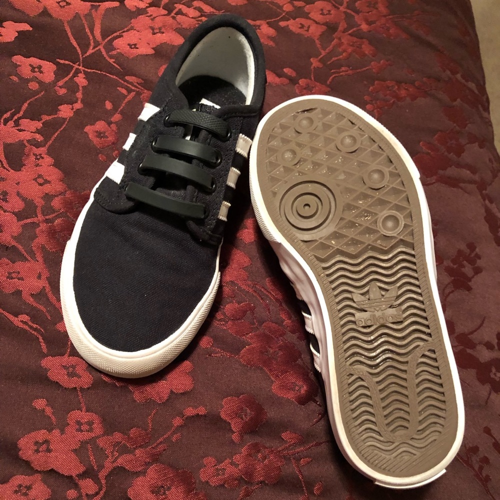 SOLD Blue 12c & Black 12.5c Toddler Adidas - Picture 7 of 8